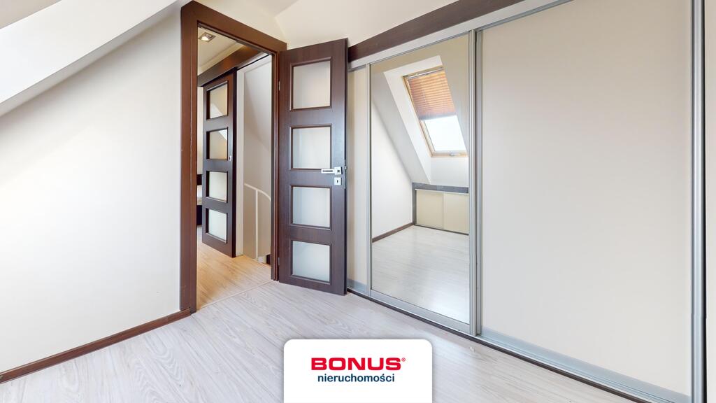 Przecław, 6pok., 2 piwnice, balkon (15)