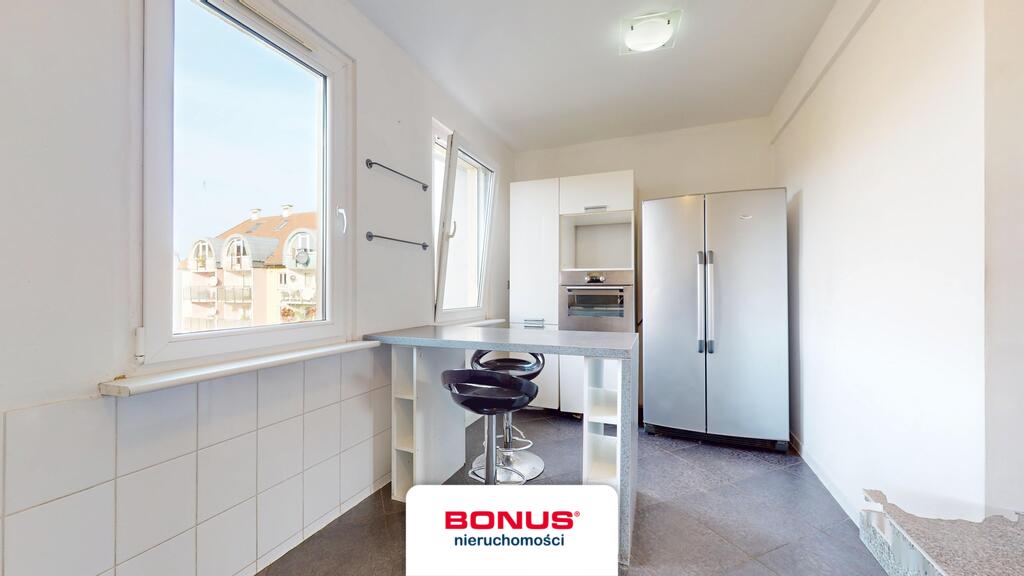 Przecław, 6pok., 2 piwnice, balkon (9)