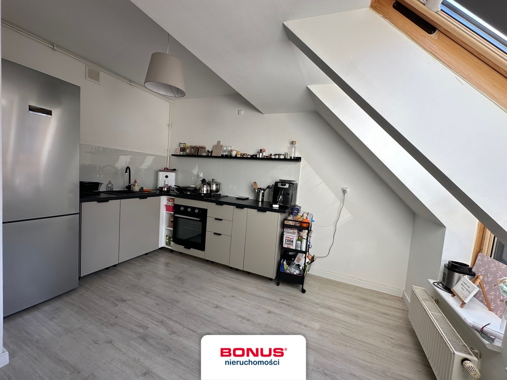 2 poziomowe mieszkanie na kameralnym osiedlu (4)