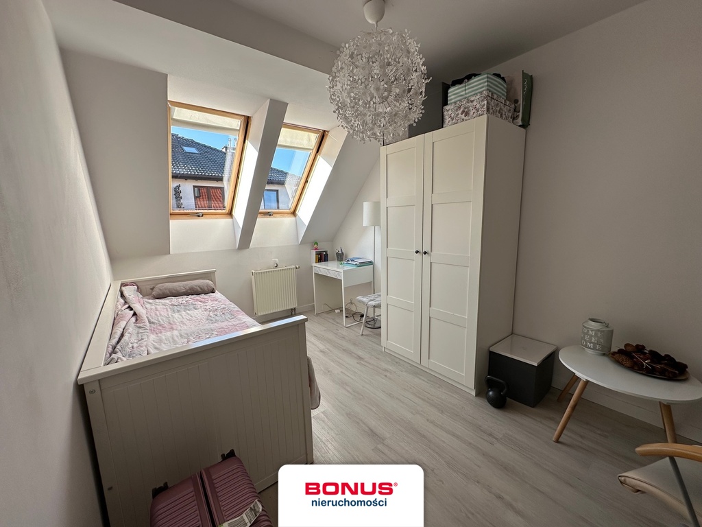 2 poziomowe mieszkanie na kameralnym osiedlu (5)