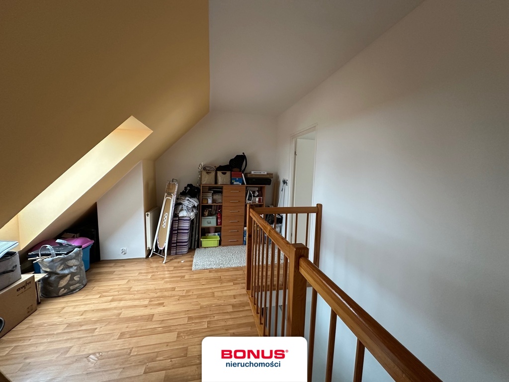 2 poziomowe mieszkanie na kameralnym osiedlu (10)