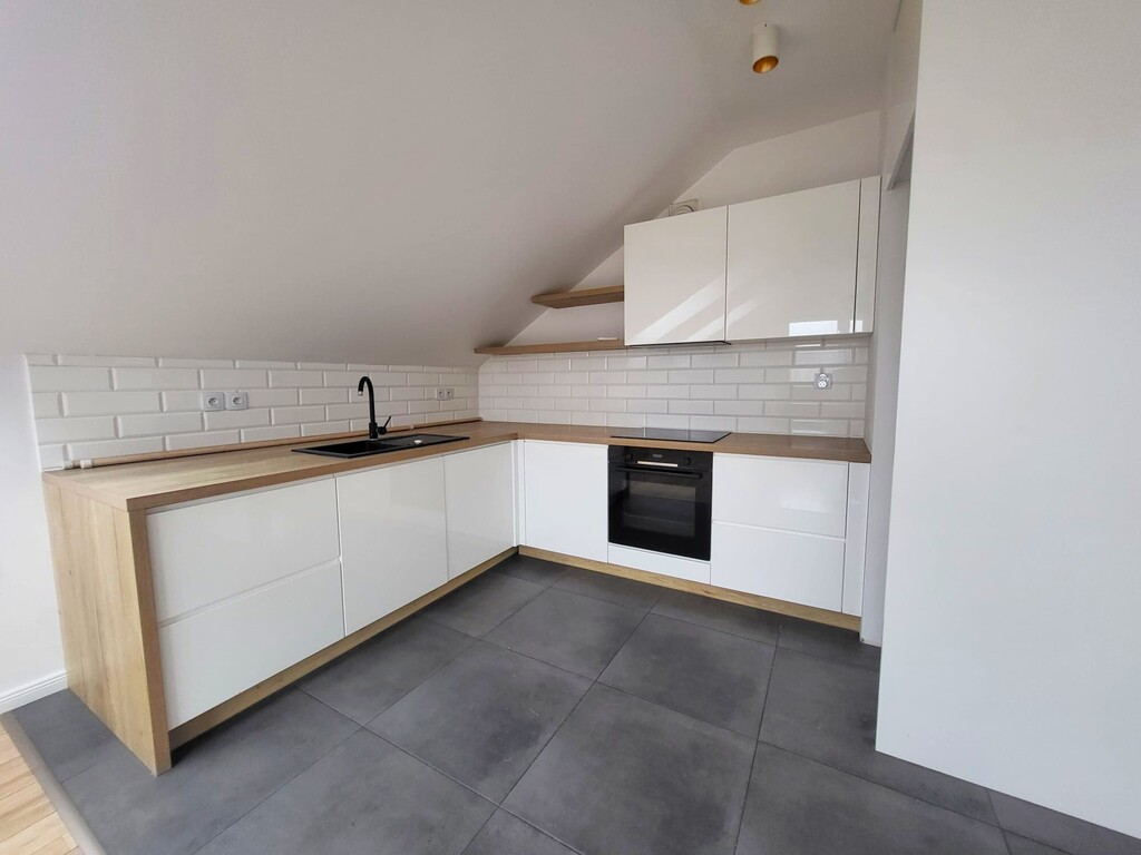 Nowoczesne 3 pokojowe mieszkanie  w centrum (1)