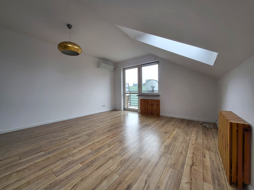 Nowoczesne 3 pokojowe mieszkanie  w centrum (7)