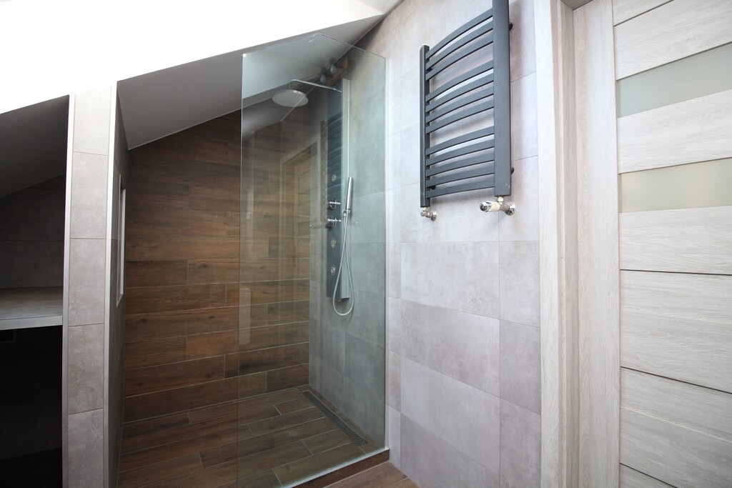 Nowoczesne 3 pokojowe mieszkanie  w centrum (5)