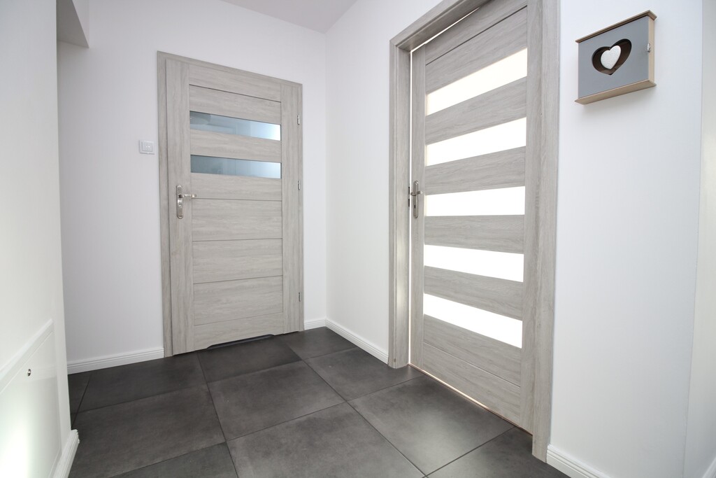 Nowoczesne 3 pokojowe mieszkanie  w centrum (10)