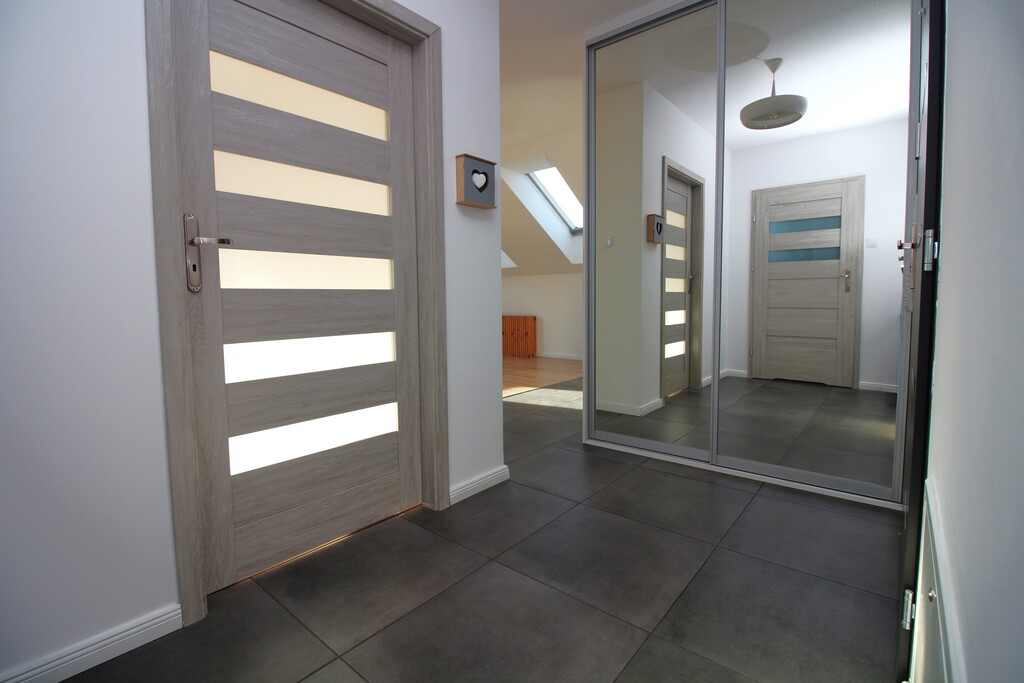 Nowoczesne 3 pokojowe mieszkanie  w centrum (11)