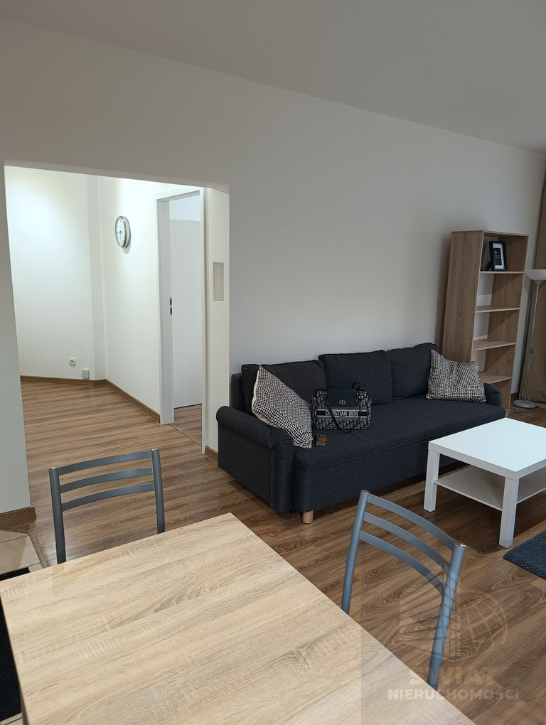 Mieszkanie dwa pokoje na Wynajem! (9)