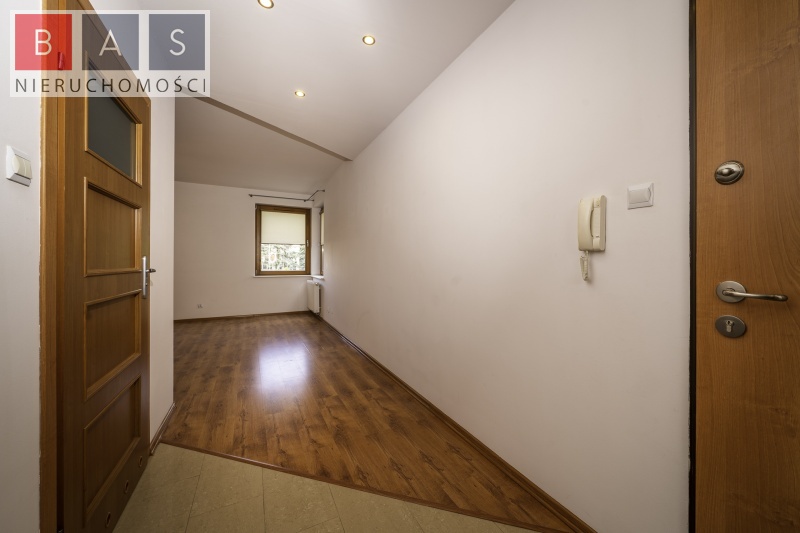 Duża kawalerka na Pogodnie - os.Magnolia (4)