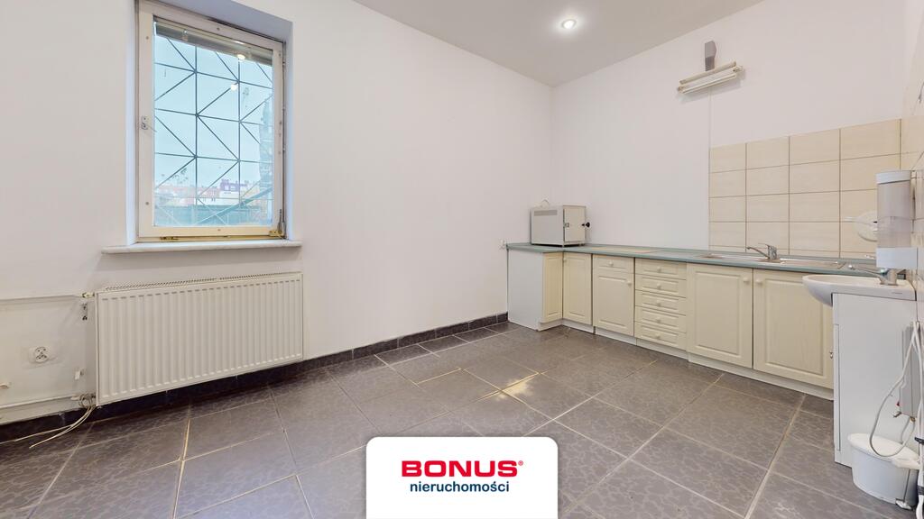 Lokal przy Monte Cassino (6)