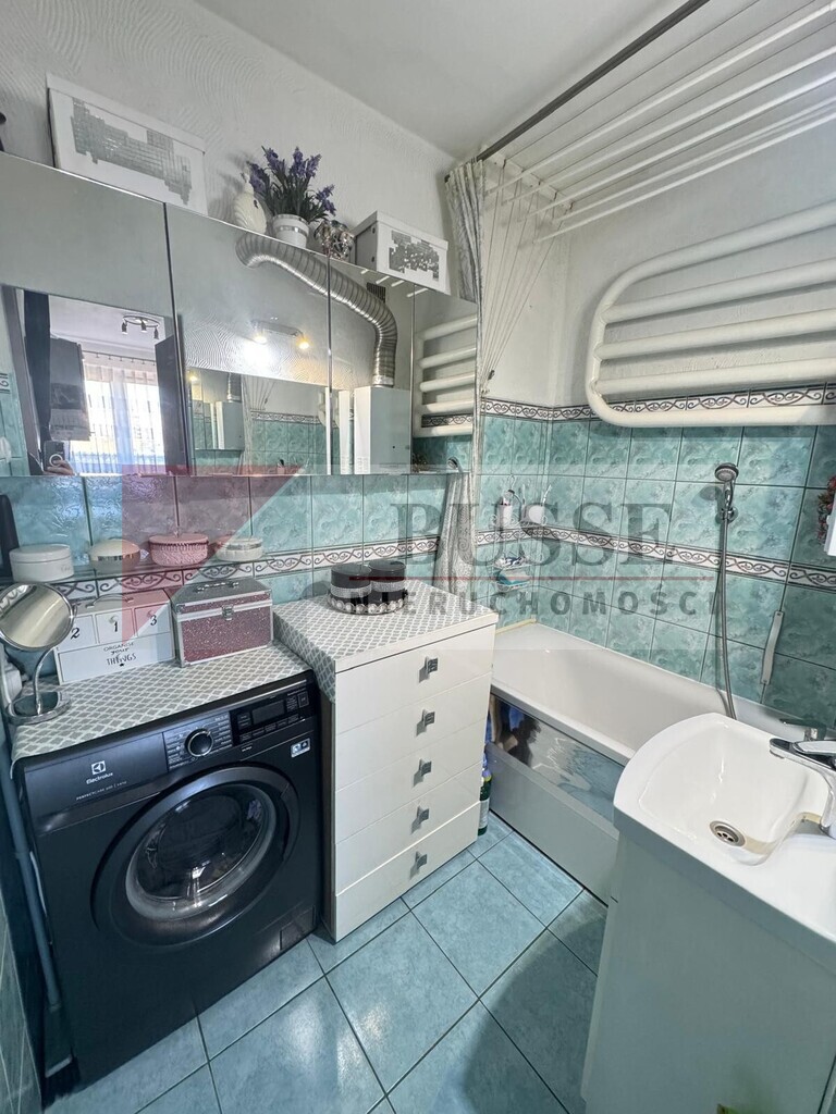 Na sprzedaż 3 pokoje mieszkanie 63m2 ul Romera (17)