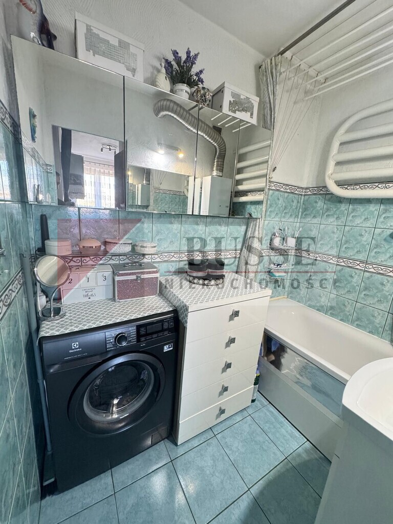 Na sprzedaż 3 pokoje mieszkanie 63m2 ul Romera (18)