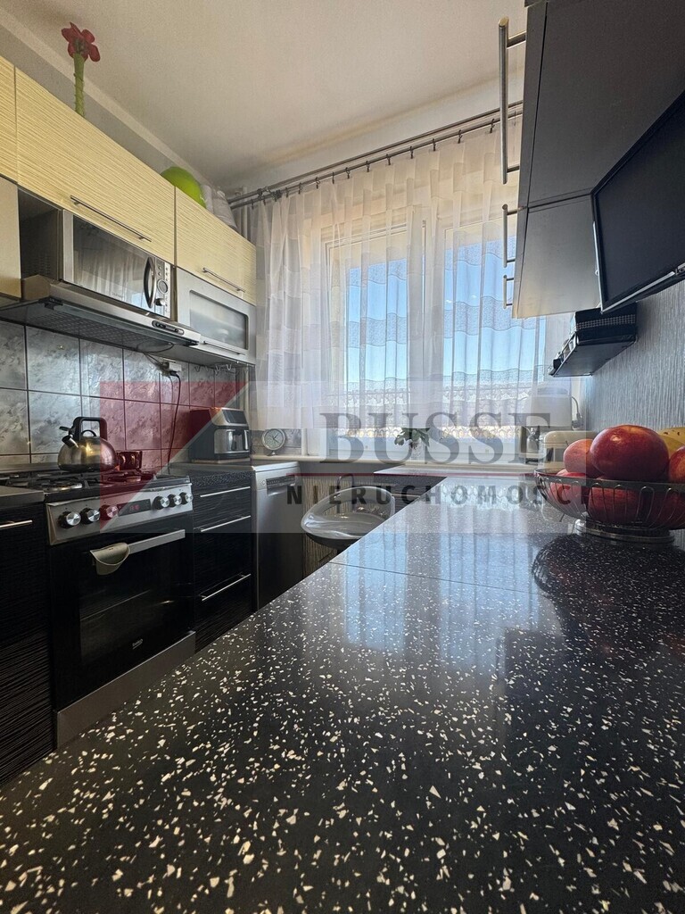 Na sprzedaż 3 pokoje mieszkanie 63m2 ul Romera (1)