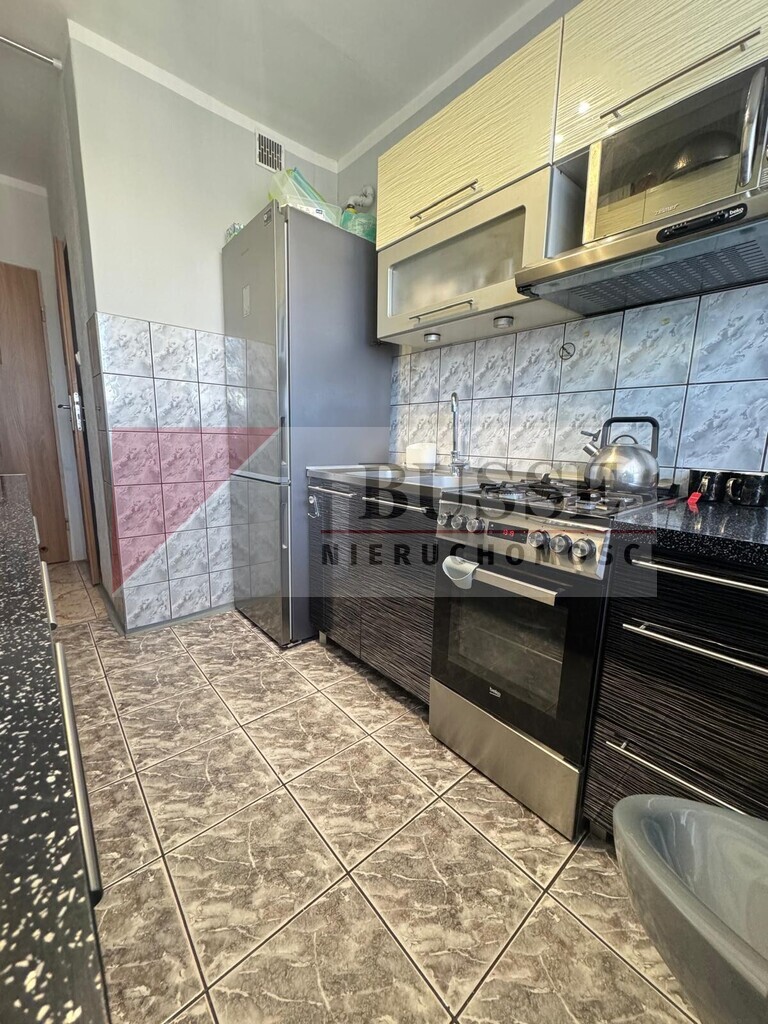 Na sprzedaż 3 pokoje mieszkanie 63m2 ul Romera (5)