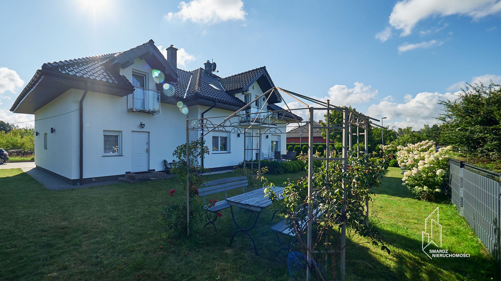 Przestronny dom jednorodzinny w Grzybowie k. Kołobrzegu na sprzedaż (170)