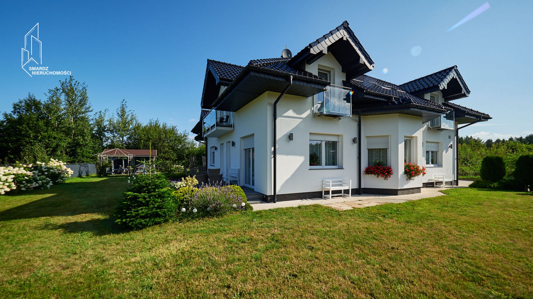 Przestronny dom jednorodzinny w Grzybowie k. Kołobrzegu na sprzedaż (190)