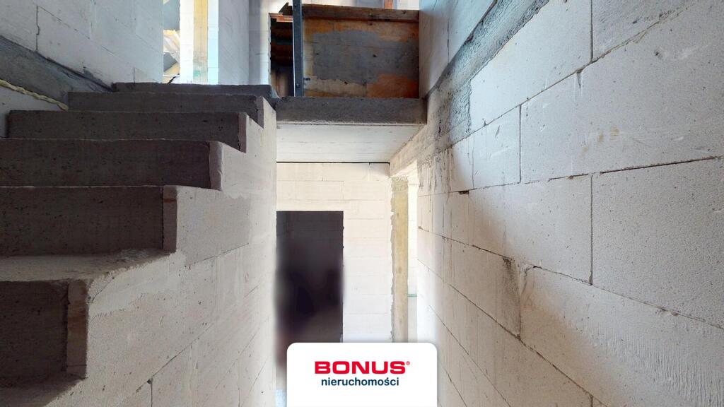 Połowa bliźniaka na sprzedaż – nowoczesny dom z os (13)