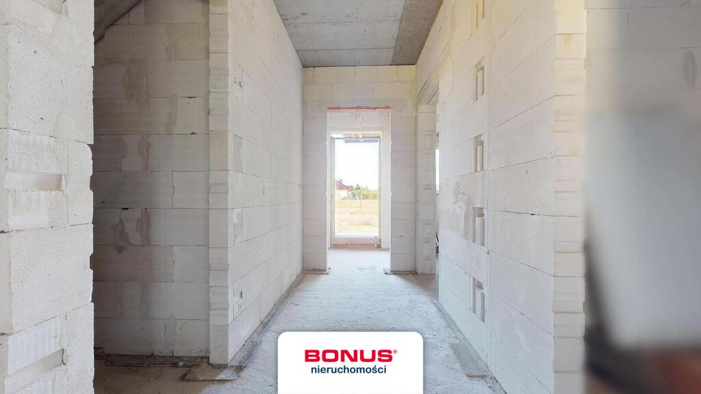 Połowa bliźniaka na sprzedaż – nowoczesny dom z os (17)