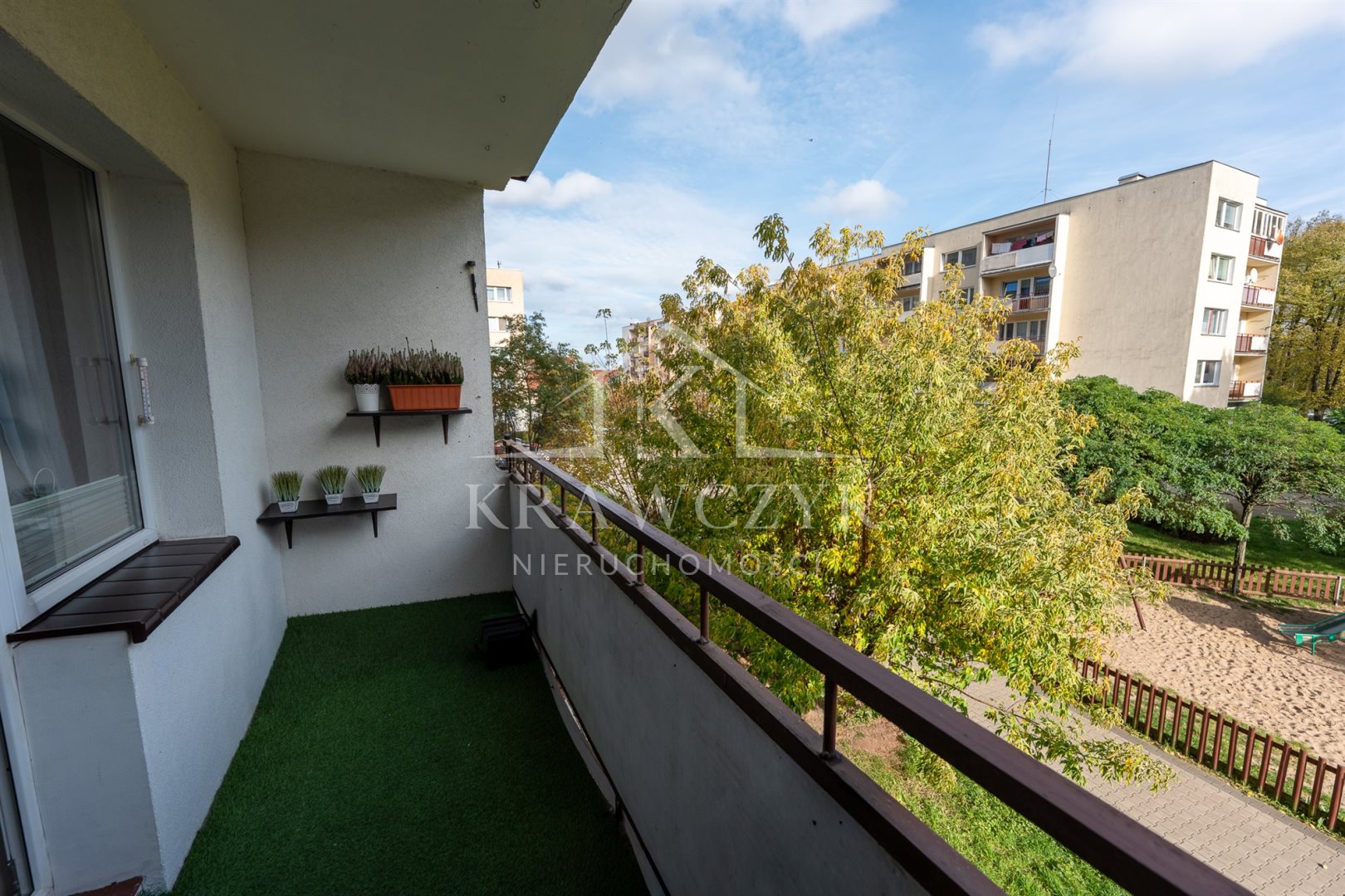 3-pokoje z balkonem ZDROJE ul. Młodzieży Polskiej (8)