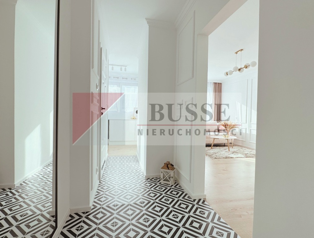 Kawalerka przy 26 Kwietnia - stan idealny! (7)