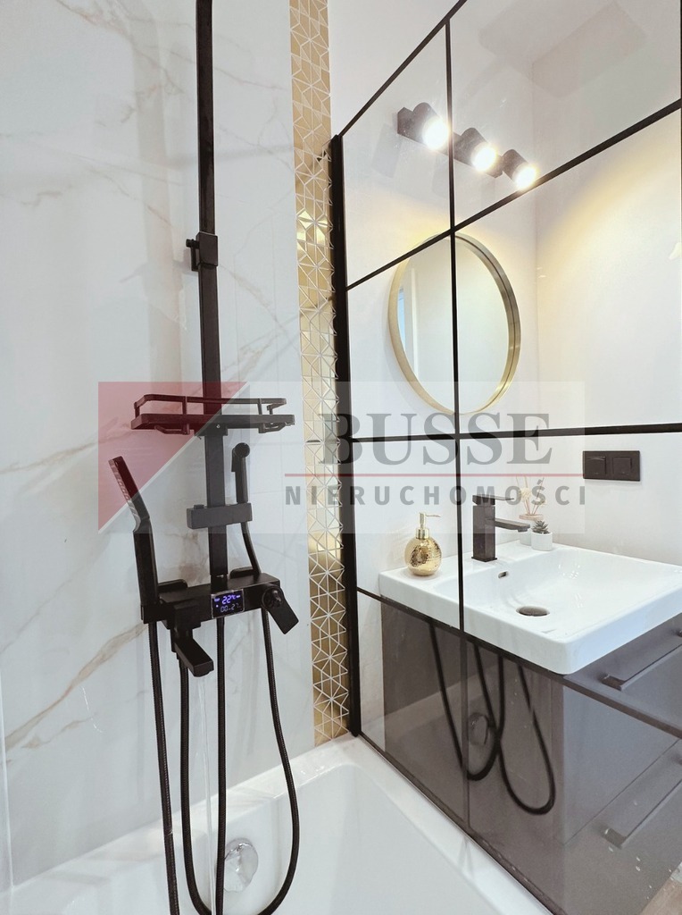 Kawalerka przy 26 Kwietnia - stan idealny! (4)