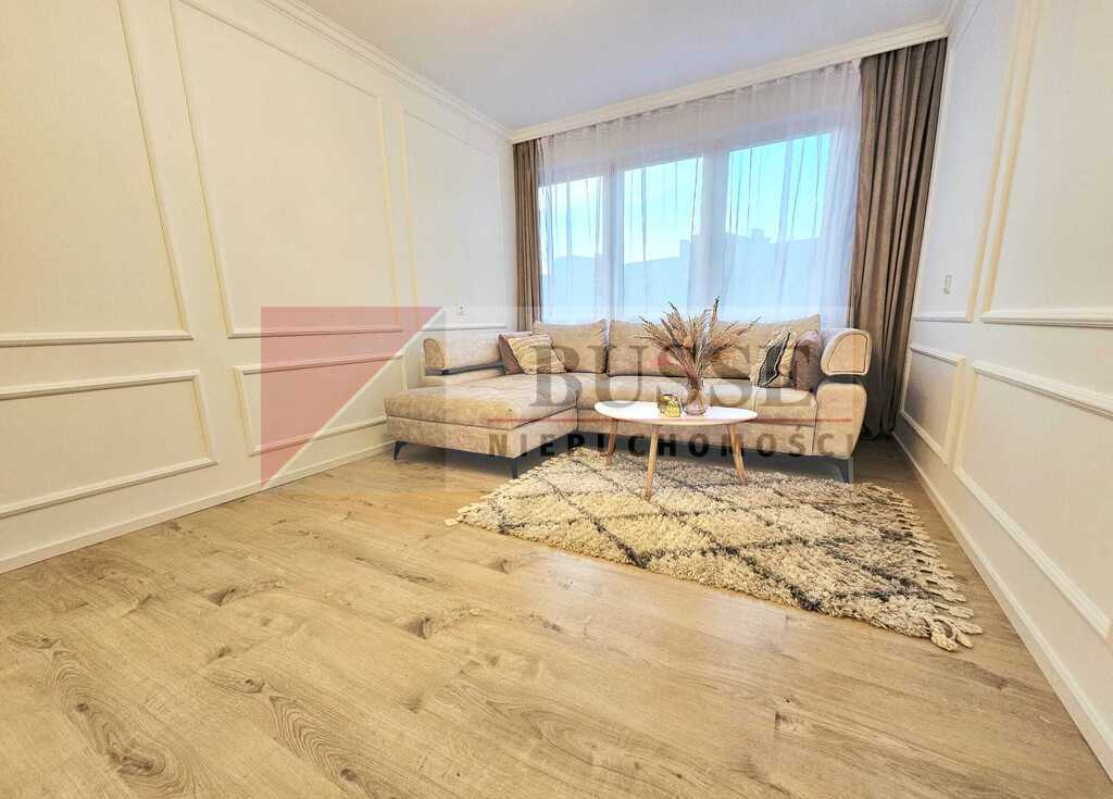 Kawalerka przy 26 Kwietnia - stan idealny! (3)