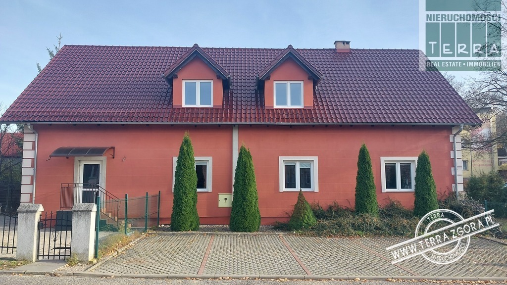 Powierzchnia biurowo-usługowa z parkingiem /PARTER (2)