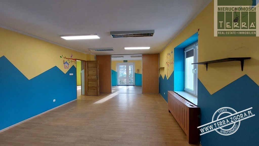 Powierzchnia biurowo-usługowa z parkingiem /PARTER (9)