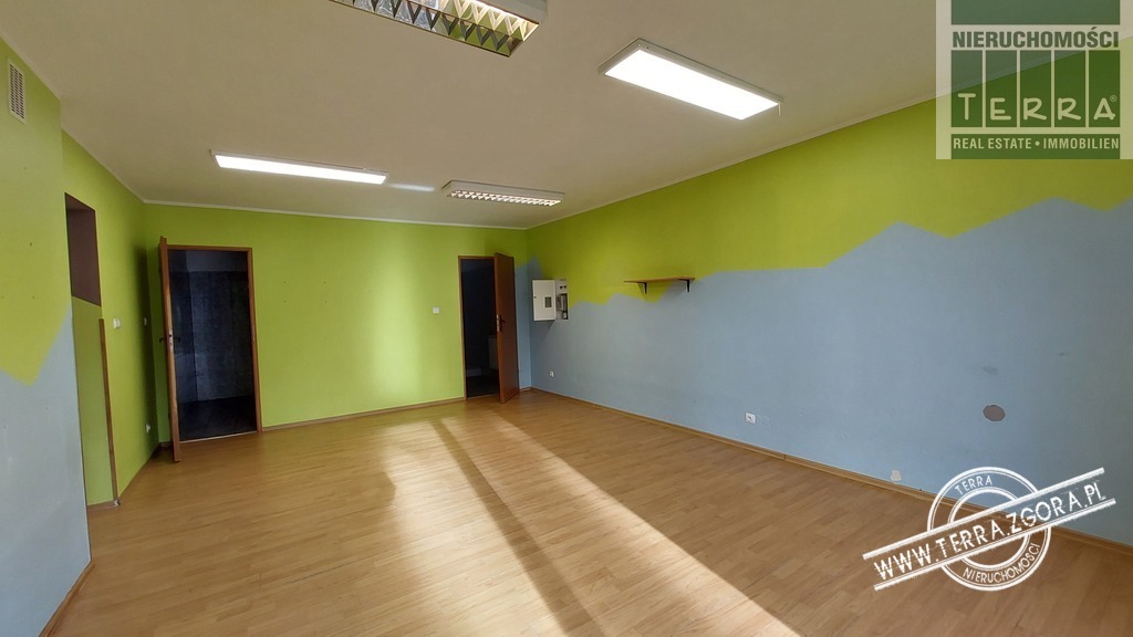 Powierzchnia biurowo-usługowa z parkingiem /PARTER (6)