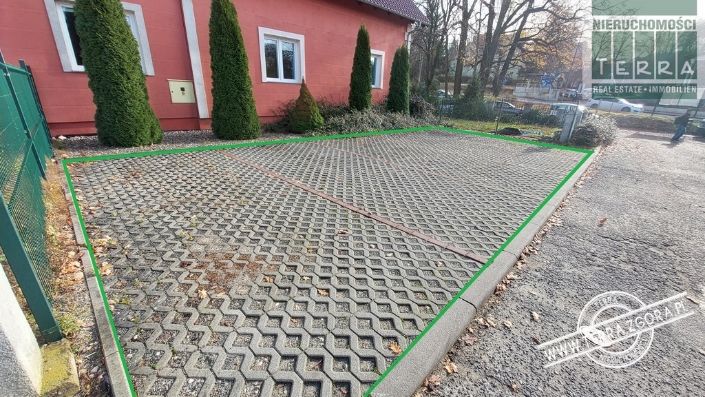 Powierzchnia biurowo-usługowa z parkingiem /PARTER (3)