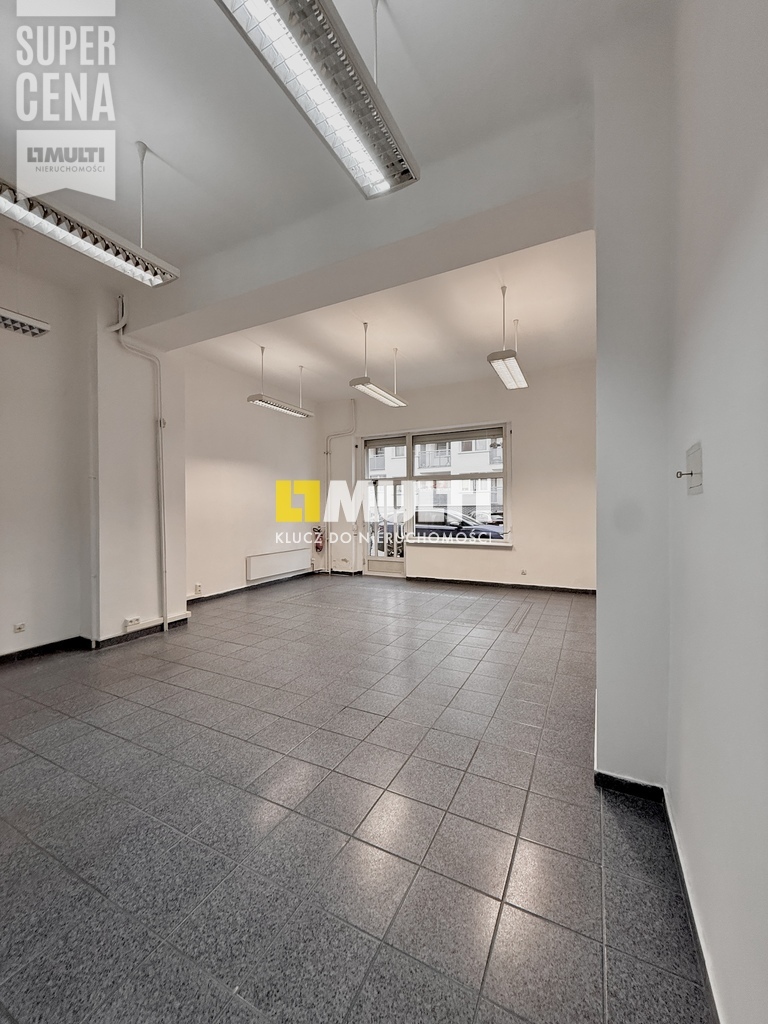 Lokal na wynajem ul. 5 Lipca DUŻE WITRYNY 59,5 m2 (1)