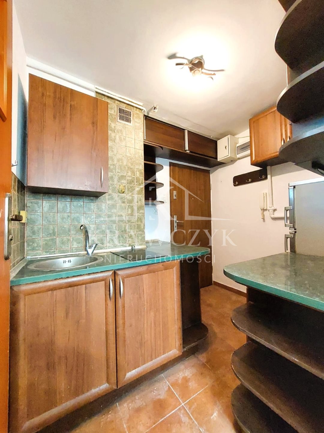 Na sprzedaż kawalerka na Nowym Miescie (6)