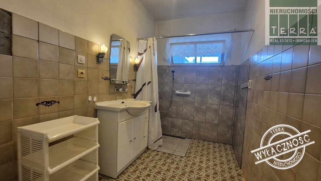 Wygodny dom dla 4 osobowej rodziny. (17)