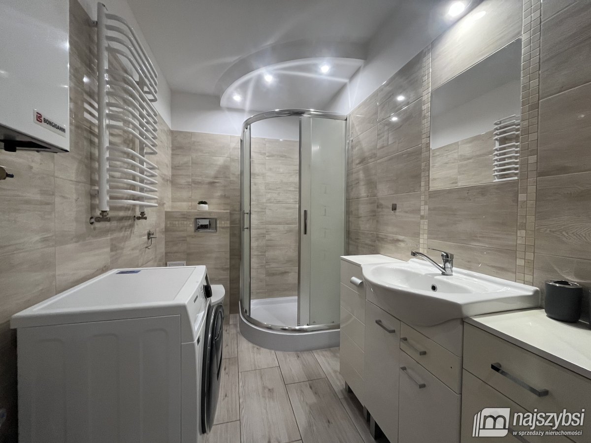 Darłowo-mieszkanie z wydzieloną kawalerką 27,84m! (14)