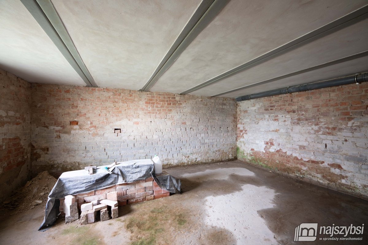 Darłowo-mieszkanie z wydzieloną kawalerką 27,84m! (29)