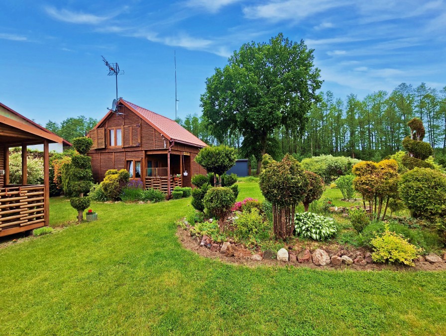 działka 4221m + 10 domków + budynek własciciela i inne (2)