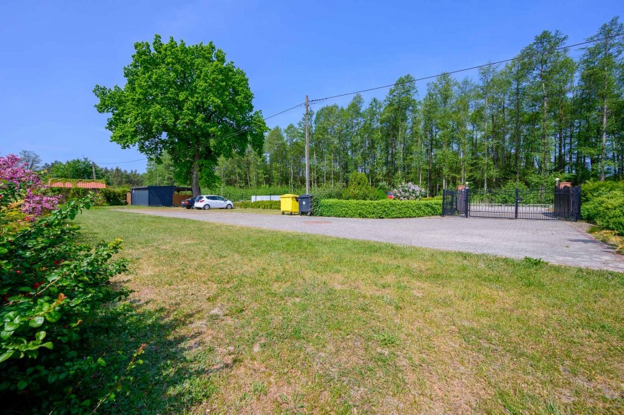 działka 4221m + 10 domków + budynek własciciela i inne (5)