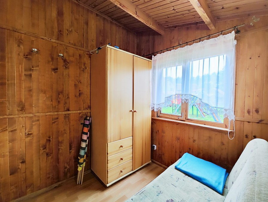 działka 4221m + 10 domków + budynek własciciela i inne (10)