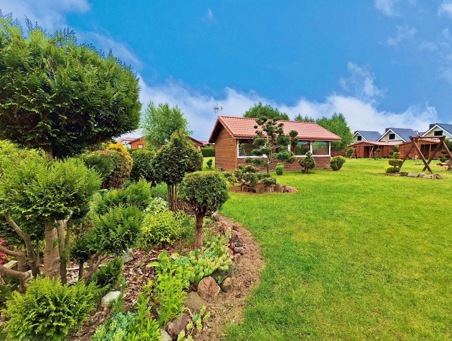 działka 4221m + 10 domków + budynek własciciela i inne (15)