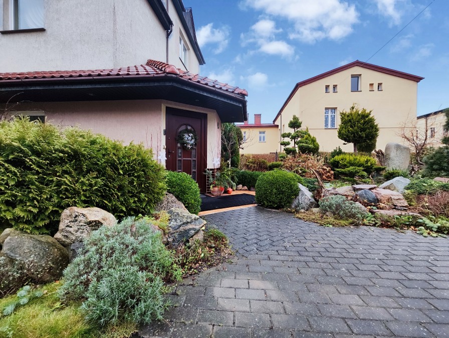 Hala/magazyn usługowa + dom jednorodzinny (8)