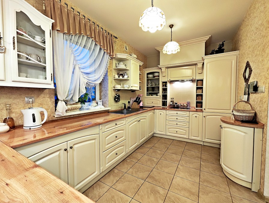 Hala/magazyn usługowa + dom jednorodzinny (10)