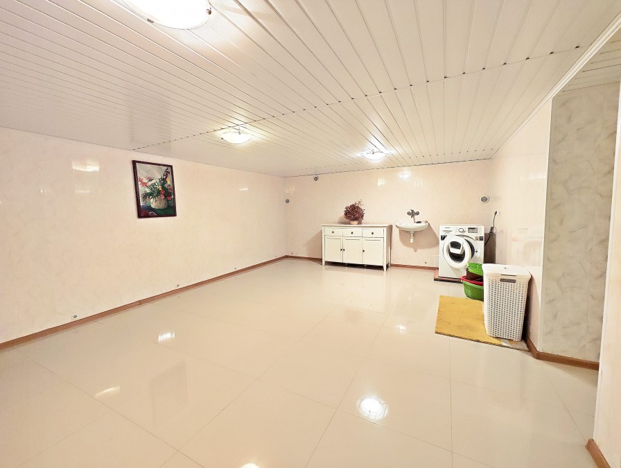 Hala/magazyn usługowa + dom jednorodzinny (16)