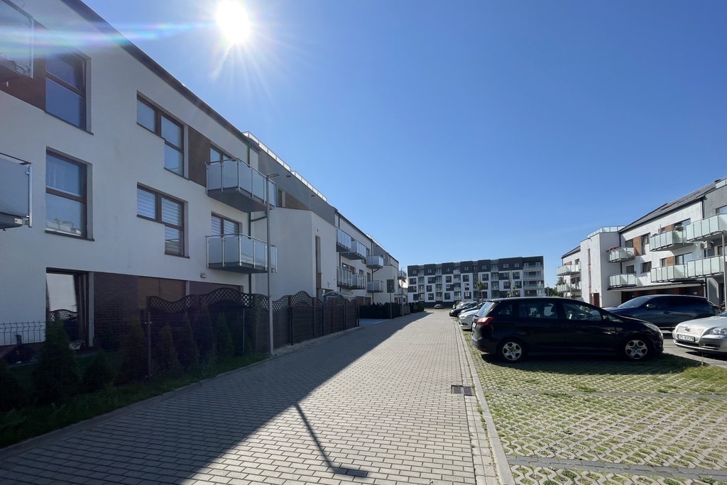 Mieszkanie 3-pokojowe z dwoma miejscami park. (17)