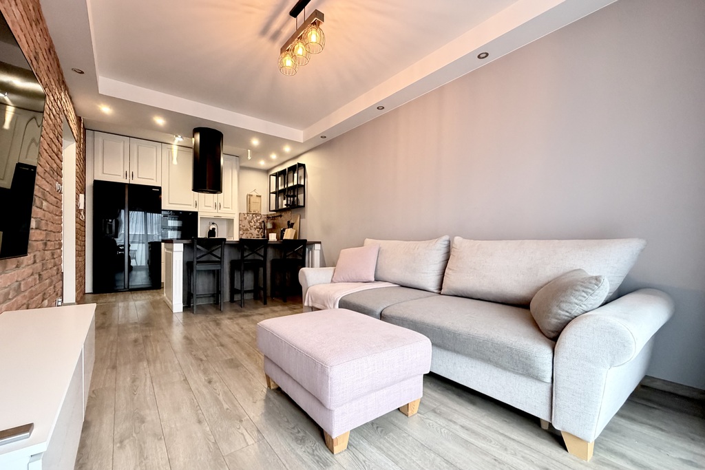 Mieszkanie 3-pokojowe z dwoma miejscami park. (4)