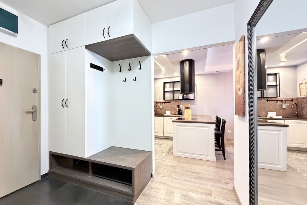 Mieszkanie 3-pokojowe z dwoma miejscami park. (8)