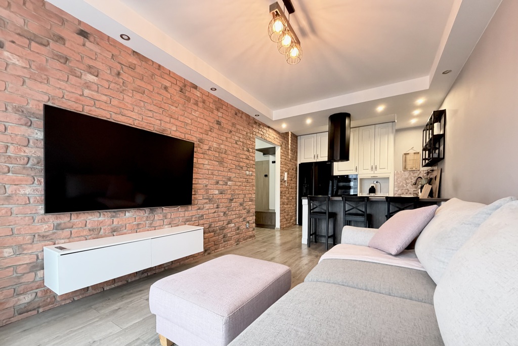 Mieszkanie 3-pokojowe z dwoma miejscami park. (3)