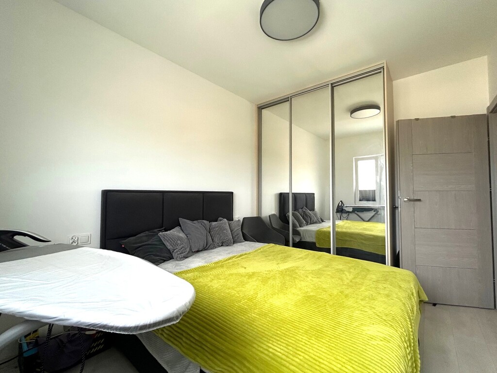 Komfortowe mieszkanie w nowym apartamentowcu (11)