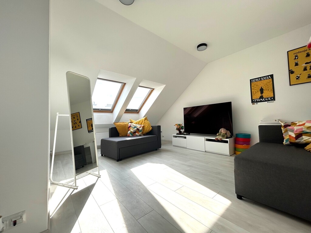 Komfortowe mieszkanie w nowym apartamentowcu (14)