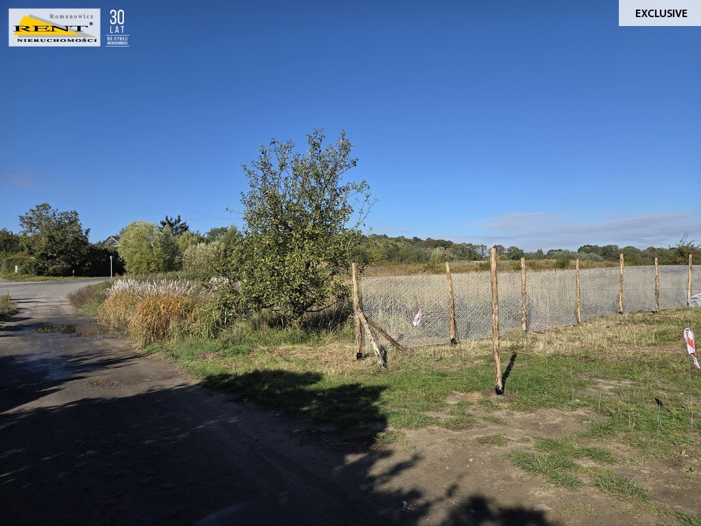 Trzy działki budowlane z Warunkami Zabudowy (3)