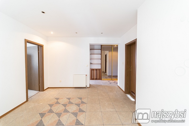 Lokal na wynajem (12)