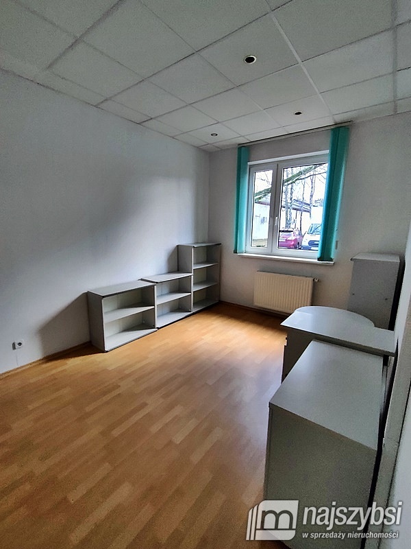 Załom - LOKAL UŻYTKOWY NA WYNAJEM NA PRAWOBRZEŻU (10)